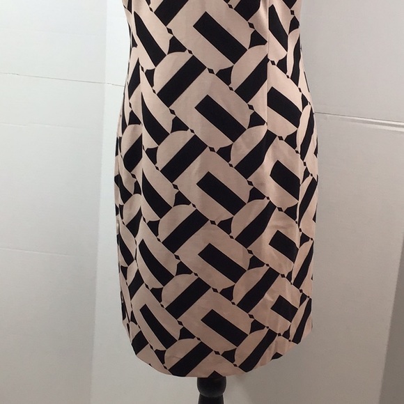 Trina Turk stretch knit geo pattern sheath dress M - Picture 5 of 14
